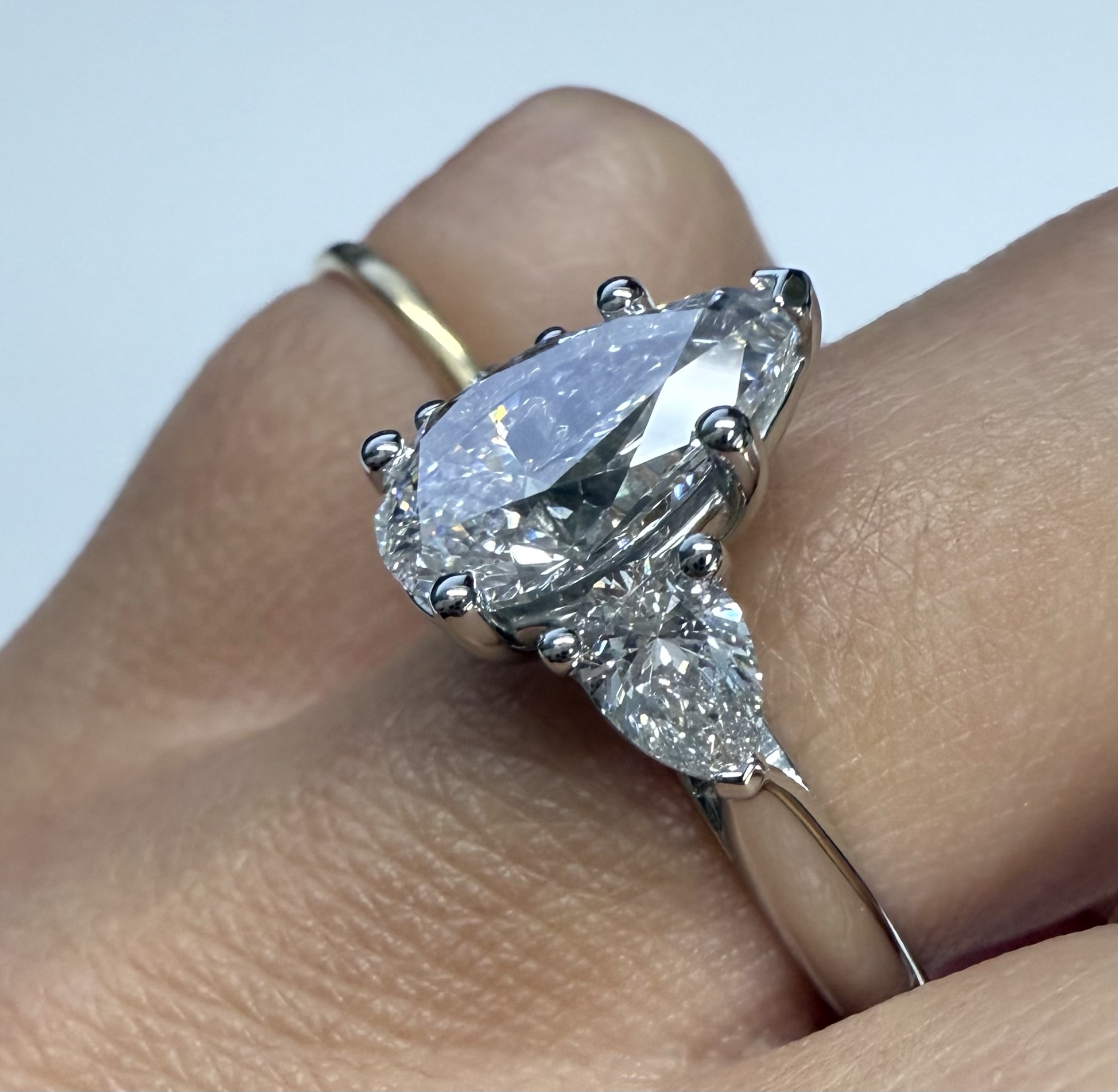 Platinum Genuine 3.75 Cttw Laboratory Grown Pear Brilliant Cut Diamond 3 Stone Ring - Image 19