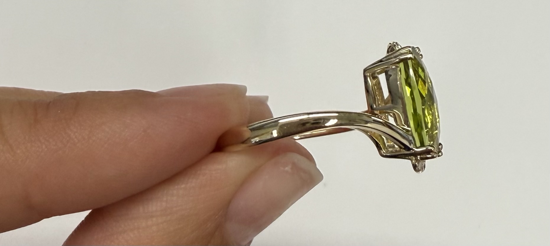 14k Yellow Gold Genuine 2.80 Carat Peridot & Diamond Bypass Style Ring - Image 5