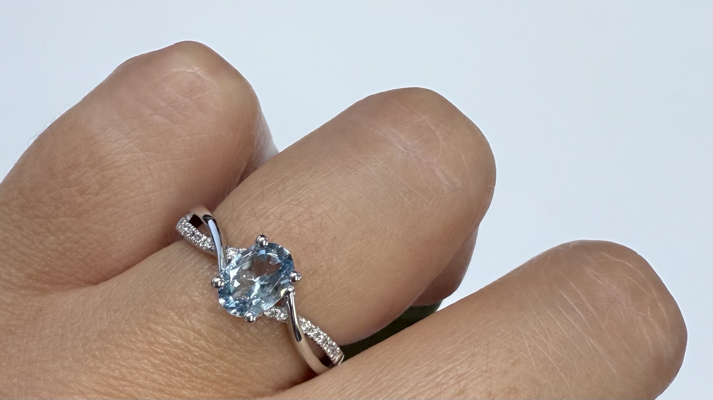 14k White Gold Genuine .77 Cttw Aquamarine & Diamond Ring With Twisted Shank - Image 20