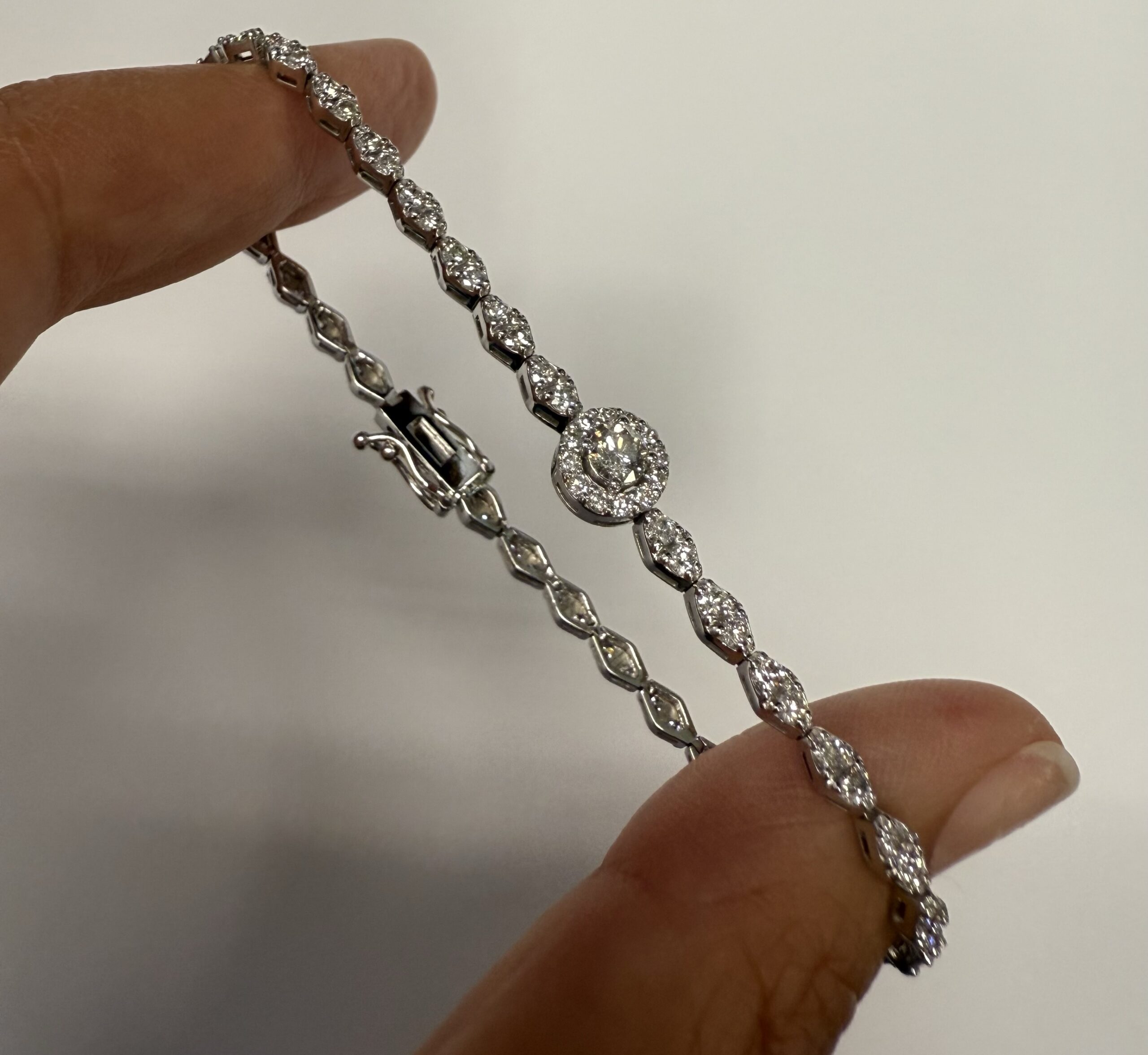Vintage 14k White Gold Genuine 2.20 Cttw Round Brilliant Cut Diamond Bracelet - Image 47