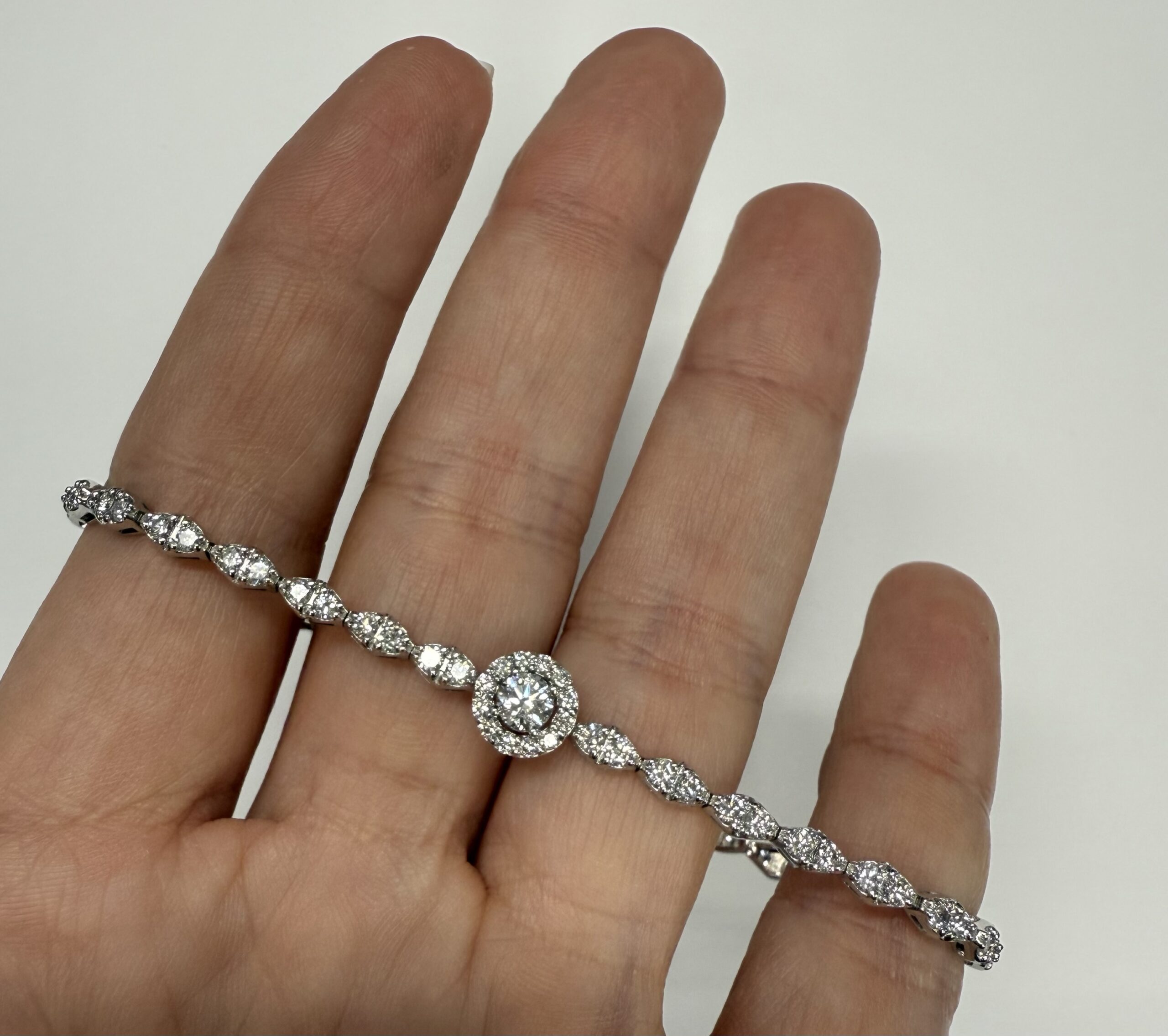Vintage 14k White Gold Genuine 2.20 Cttw Round Brilliant Cut Diamond Bracelet - Image 48