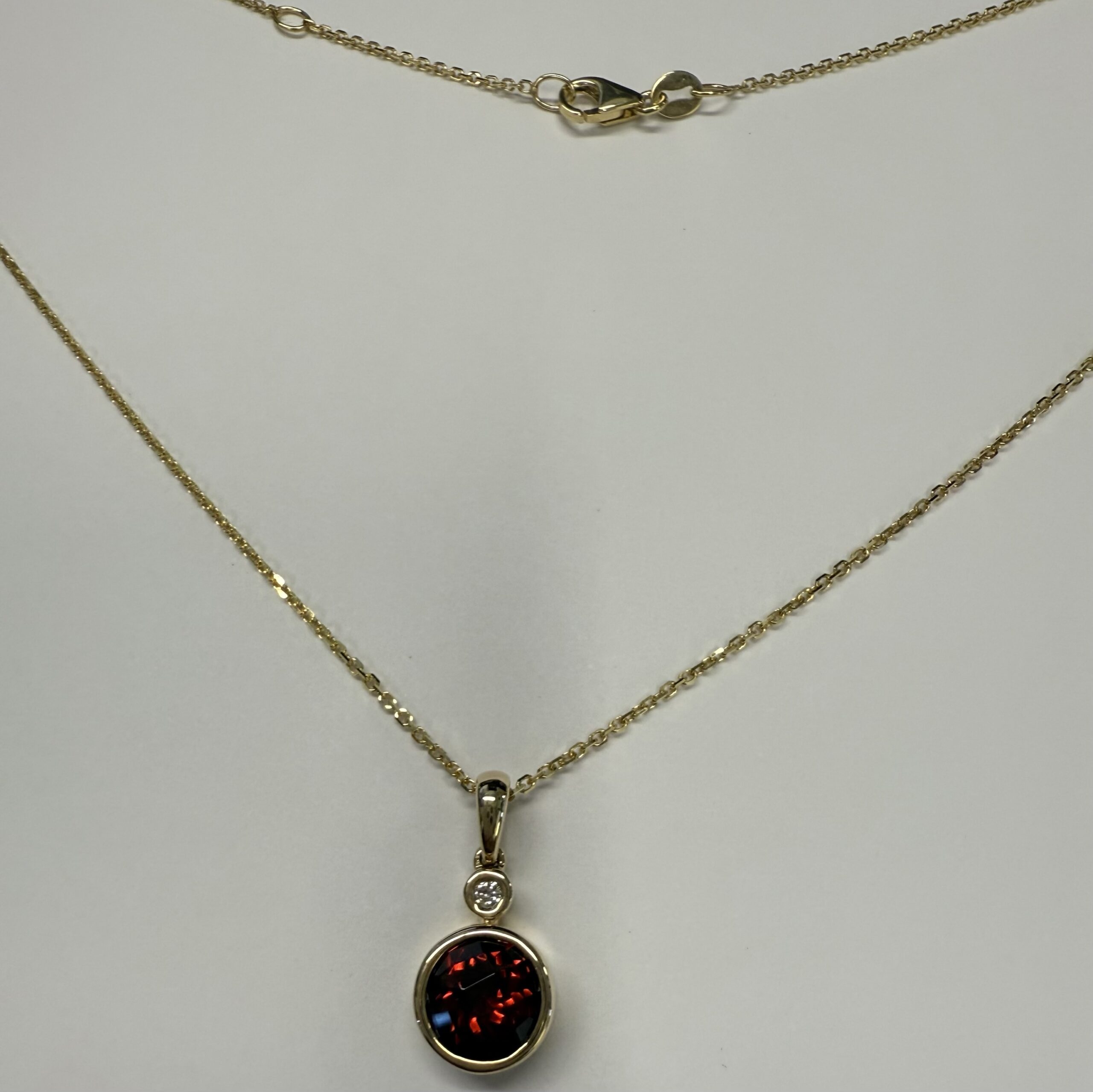 14k Yellow Gold Genuine 1.55 Carat Garnet & .03 Cttw Diamond Bezel Dangle Pendant