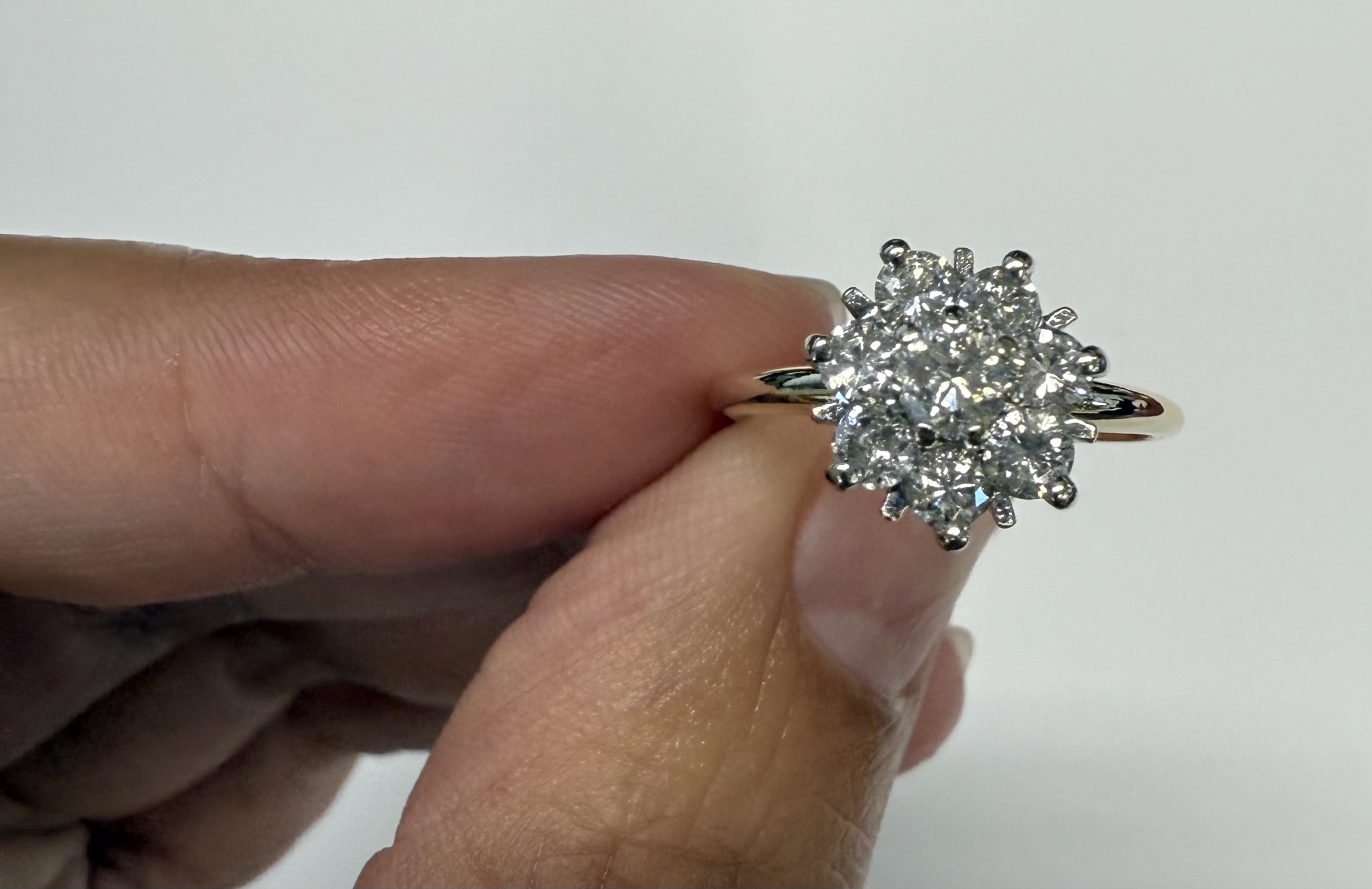 Vintage 14k 2tone Genuine .70 Cttw Round Brilliant Cut Diamond Cluster Ring - Image 2