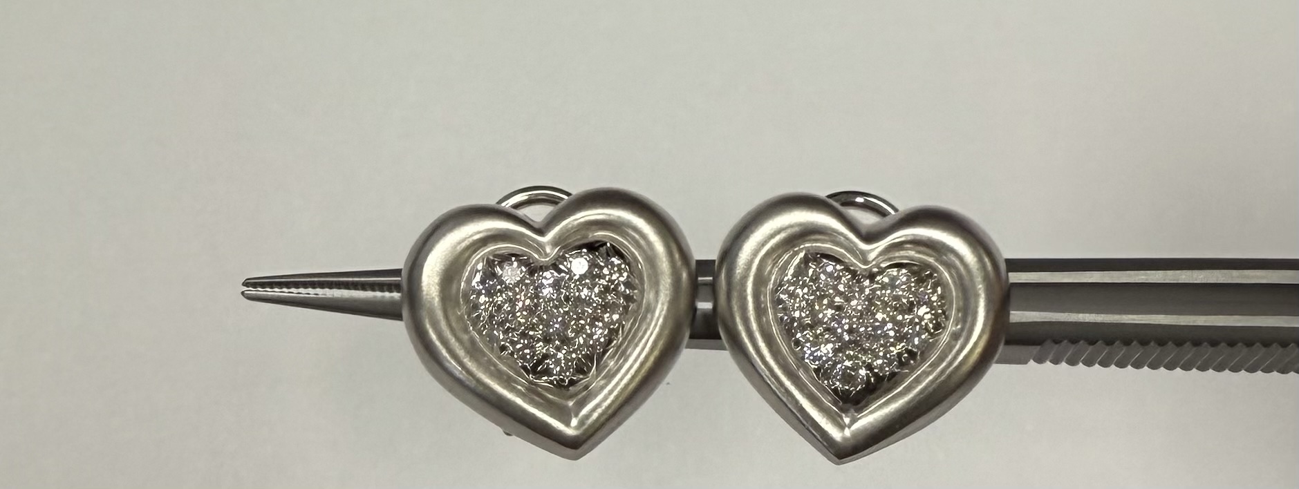 14k White Gold Genuine 3/4 Carat Heart Post & Clip Earrings