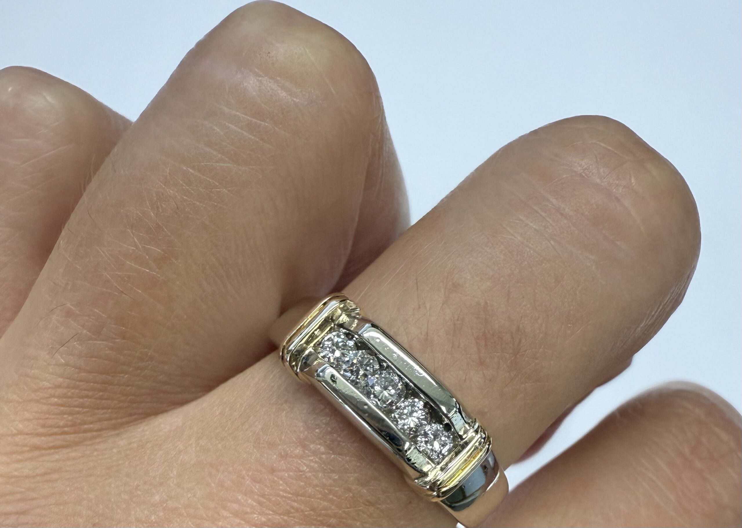 Vintage Gent's 14k White Gold Genuine 1/4 Cttw Round Brilliant Cut Diamond Channel Set Band - Image 22