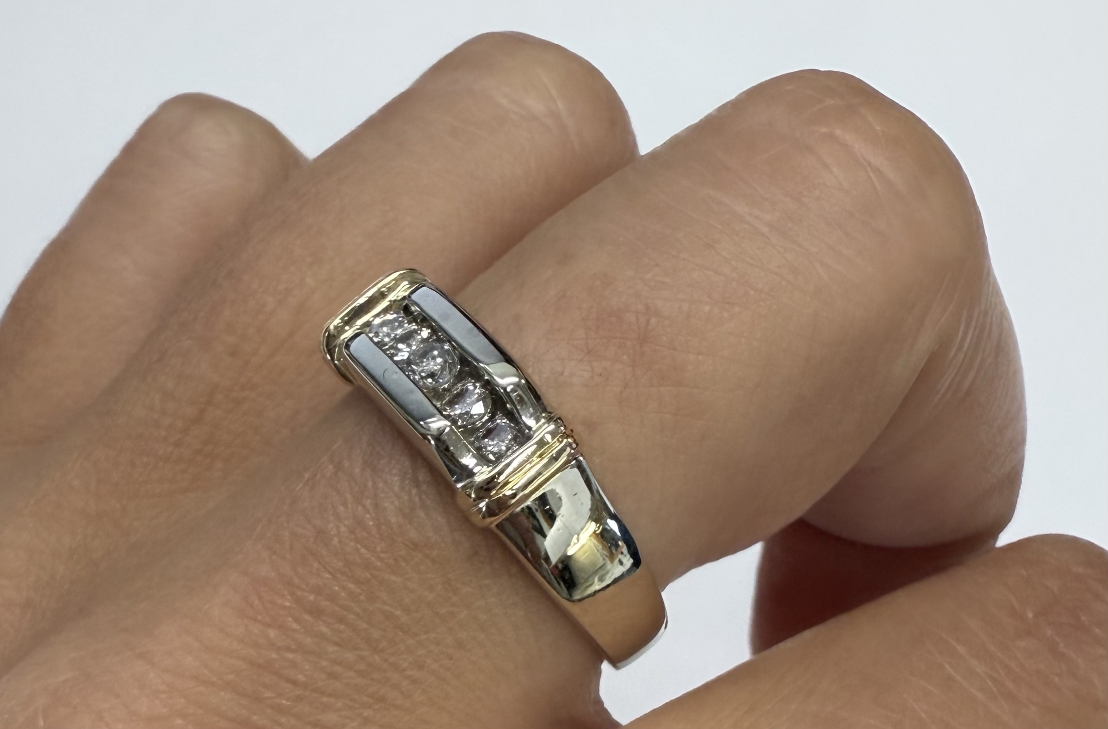 Vintage Gent's 14k White Gold Genuine 1/4 Cttw Round Brilliant Cut Diamond Channel Set Band - Image 23