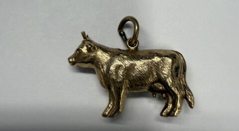 Vintage 9k Yellow Gold Cow Charm
