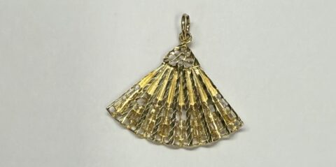 Vintage 14k Yellow Gold Fan Charm