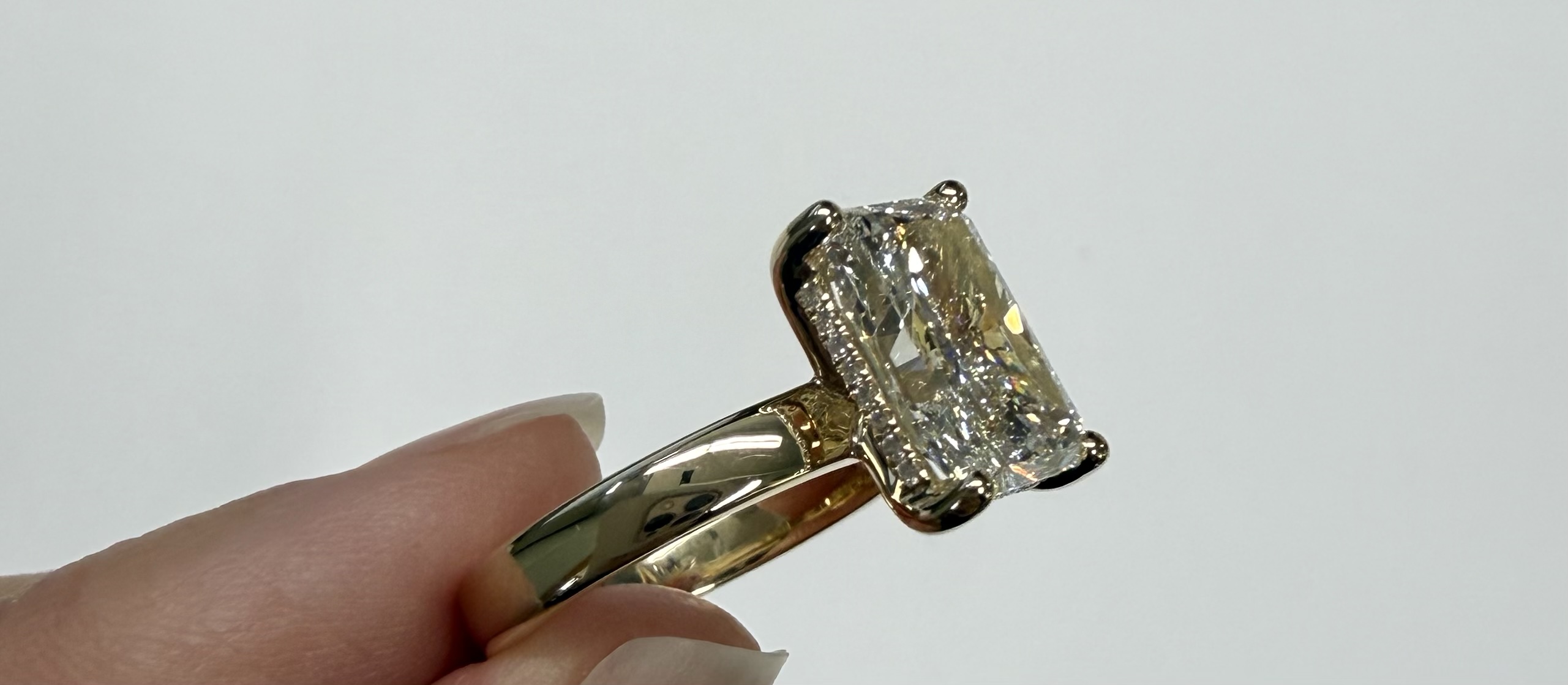 14k Yellow Gold IGI Certified Laboratory Grown 3.23 Carat Cushion Brilliant Cut Diamond Solitaire With Hidden Halo - Image 17