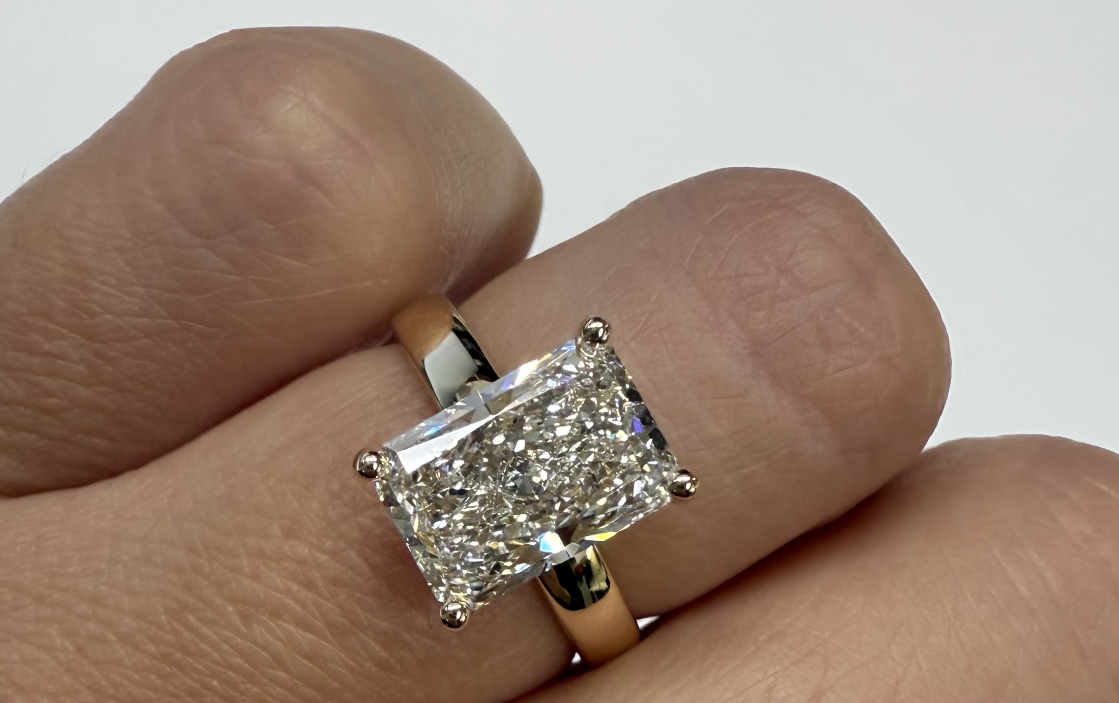 14k Yellow Gold IGI Certified Laboratory Grown 3.23 Carat Cushion Brilliant Cut Diamond Solitaire With Hidden Halo - Image 22