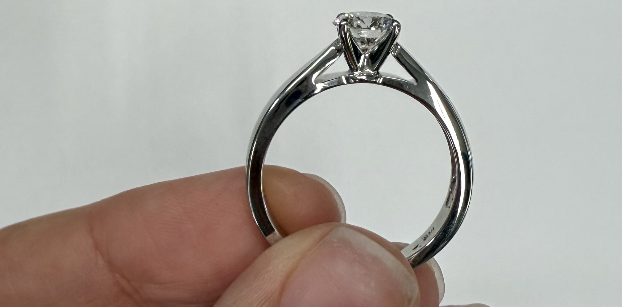 14k White Gold Genuine GIA Certified .90 Carat Round Brilliant Cut Diamond Solitaire - Image 8