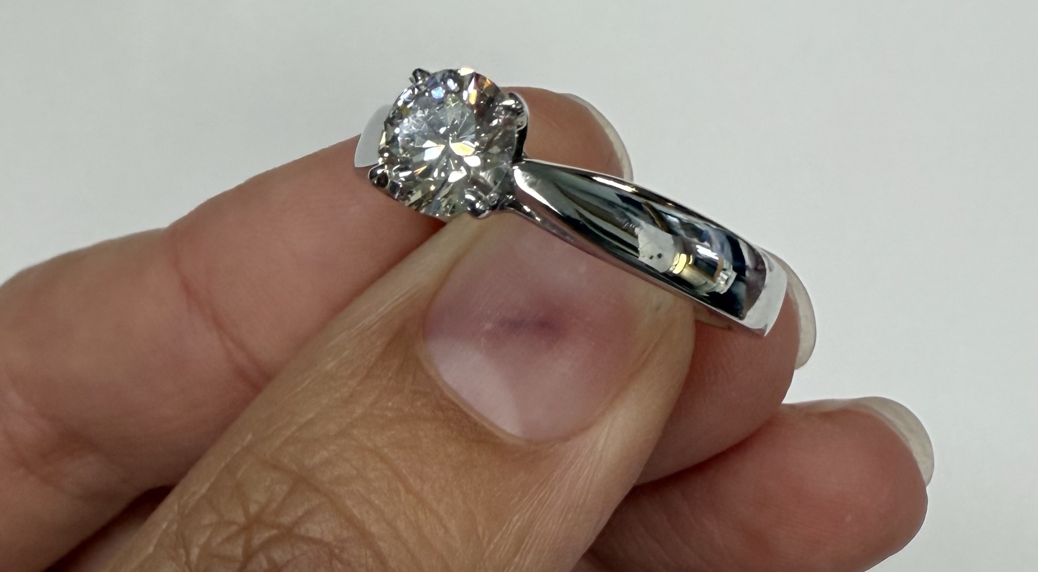 14k White Gold Genuine GIA Certified .90 Carat Round Brilliant Cut Diamond Solitaire - Image 6