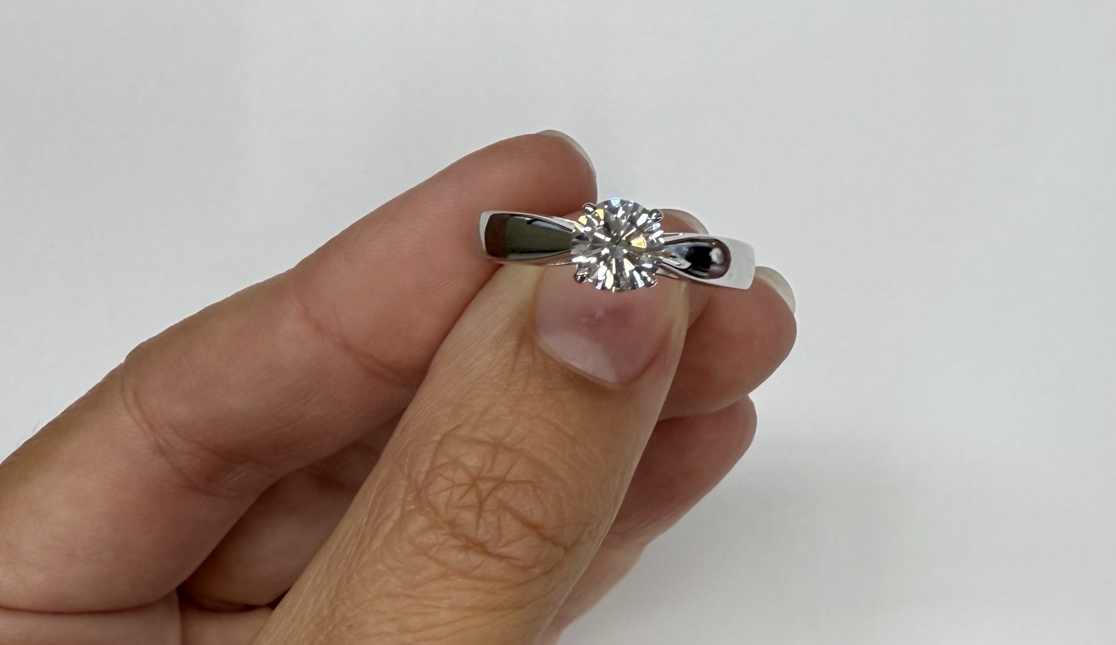 14k White Gold Genuine GIA Certified .90 Carat Round Brilliant Cut Diamond Solitaire - Image 10