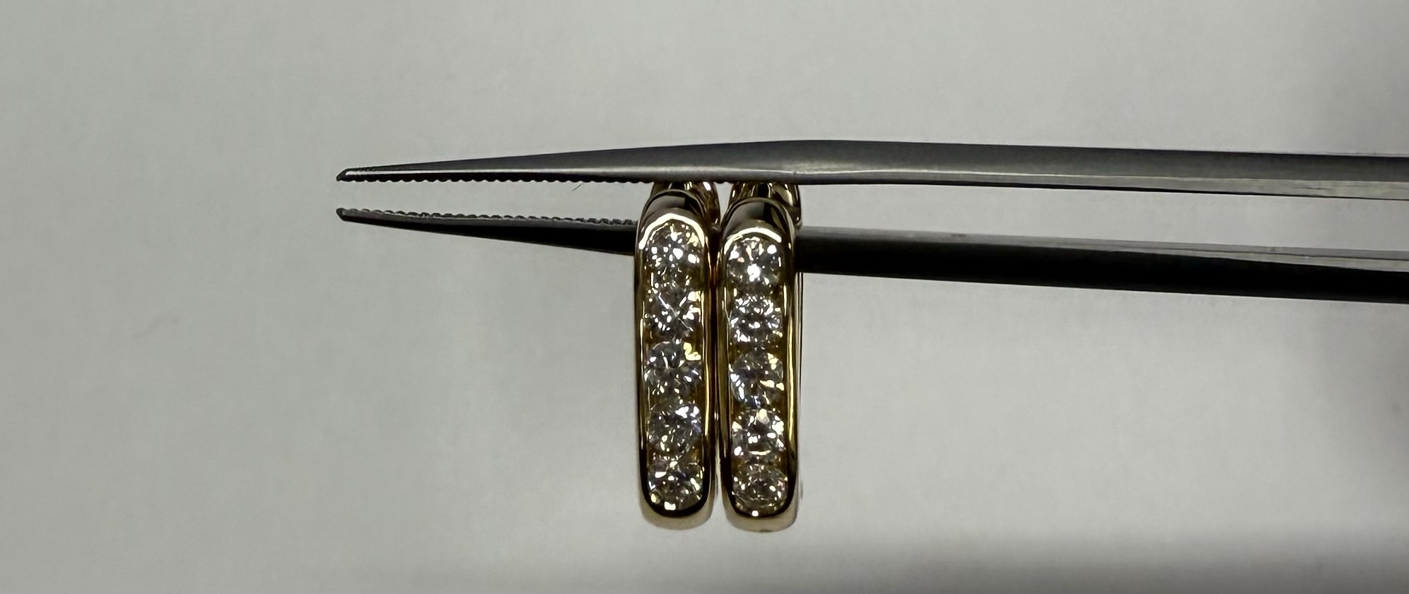 14k Yellow Gold Genuine .51 Cttw Round Brilliant Cut Diamond Oval Shaped Hoop Earrings - Image 5