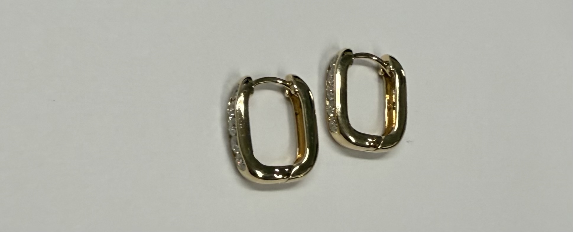 14k Yellow Gold Genuine .51 Cttw Round Brilliant Cut Diamond Oval Shaped Hoop Earrings - Image 13