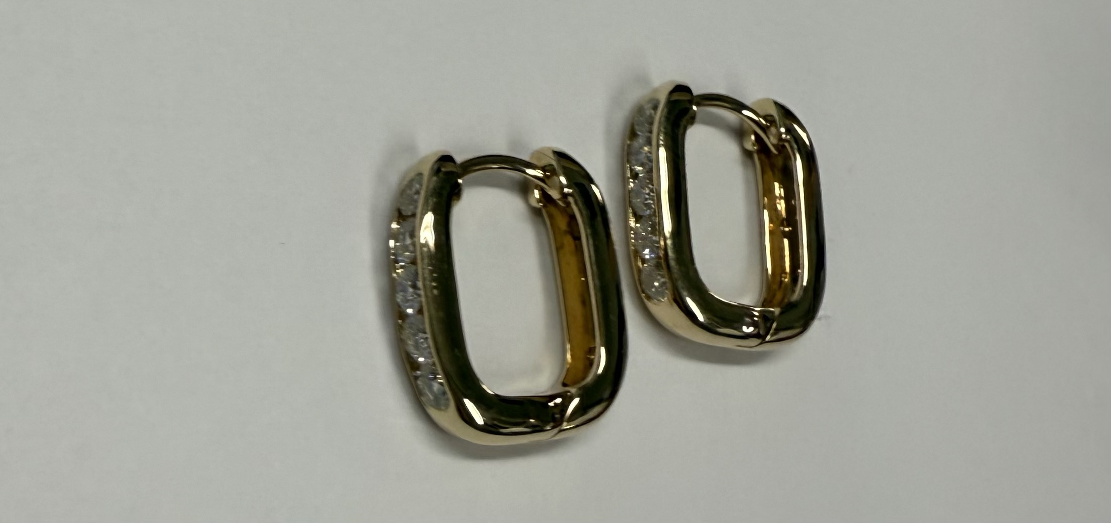 14k Yellow Gold Genuine .51 Cttw Round Brilliant Cut Diamond Oval Shaped Hoop Earrings - Image 14