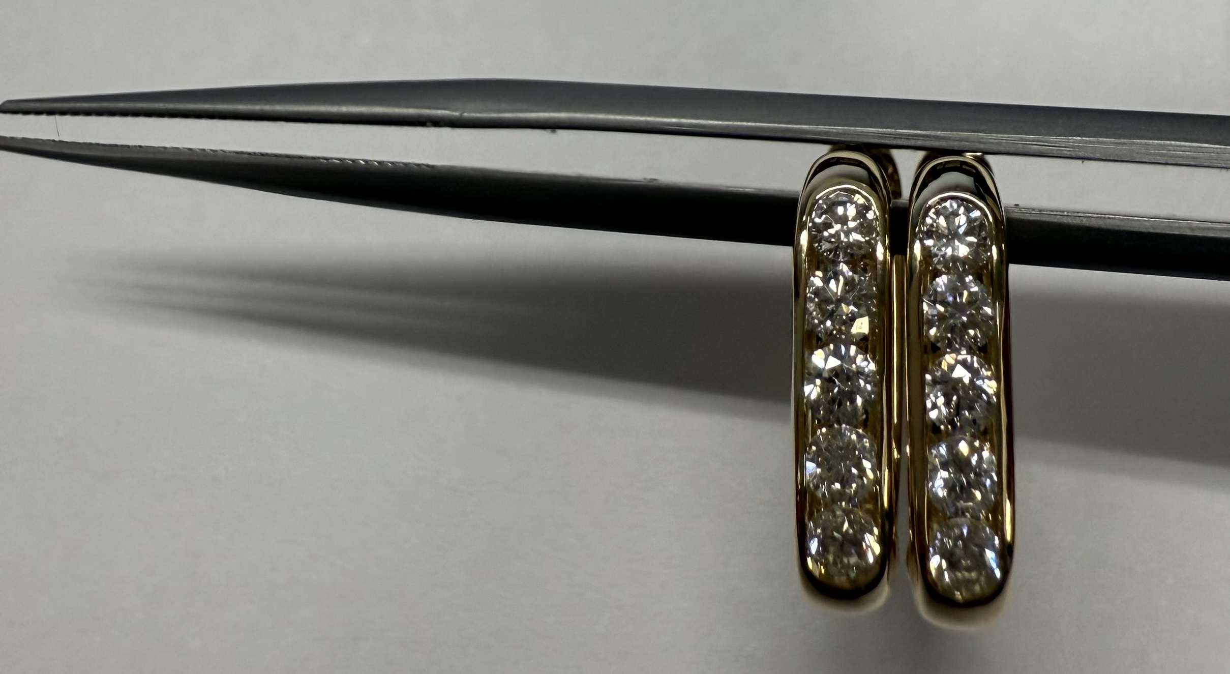 14k Yellow Gold Genuine .51 Cttw Round Brilliant Cut Diamond Oval Shaped Hoop Earrings - Image 25