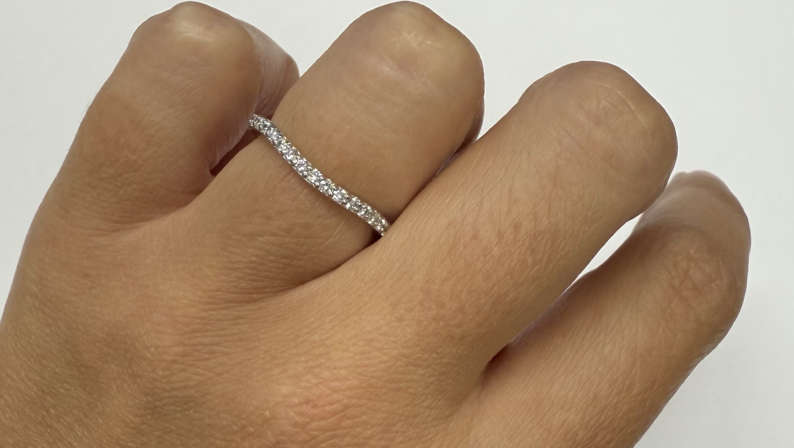 14k White Gold Genuine 15 Stone .21 Cttw Round Brilliant Cut Diamond Slightly Curved Band - Image 16