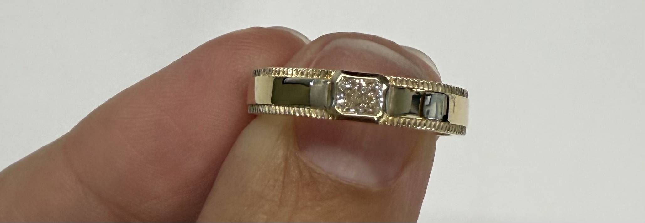14k Yellow Genuine .20 Cttw Radiant Cut Diamond Band - Image 2