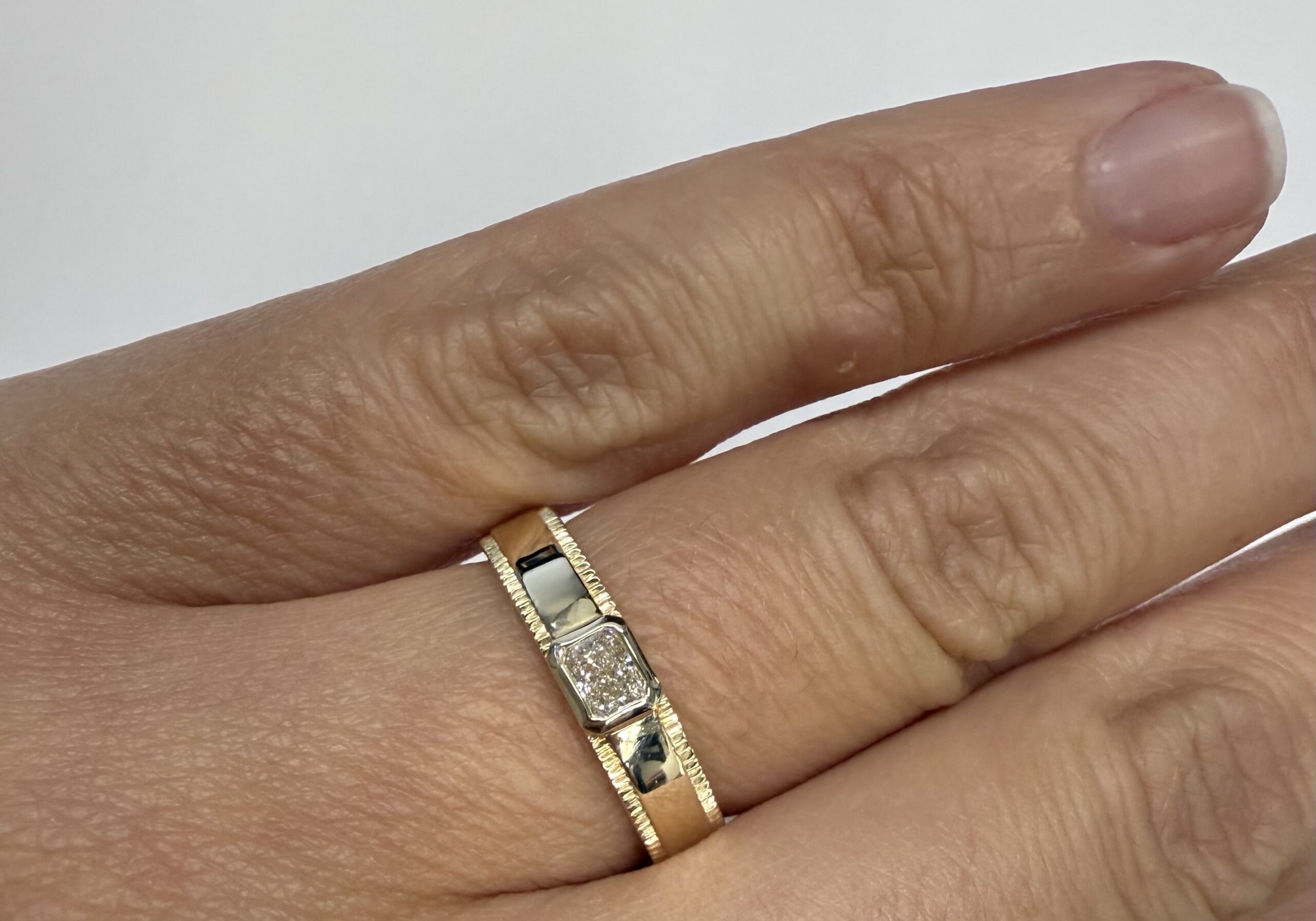 14k Yellow Genuine .20 Cttw Radiant Cut Diamond Band - Image 14