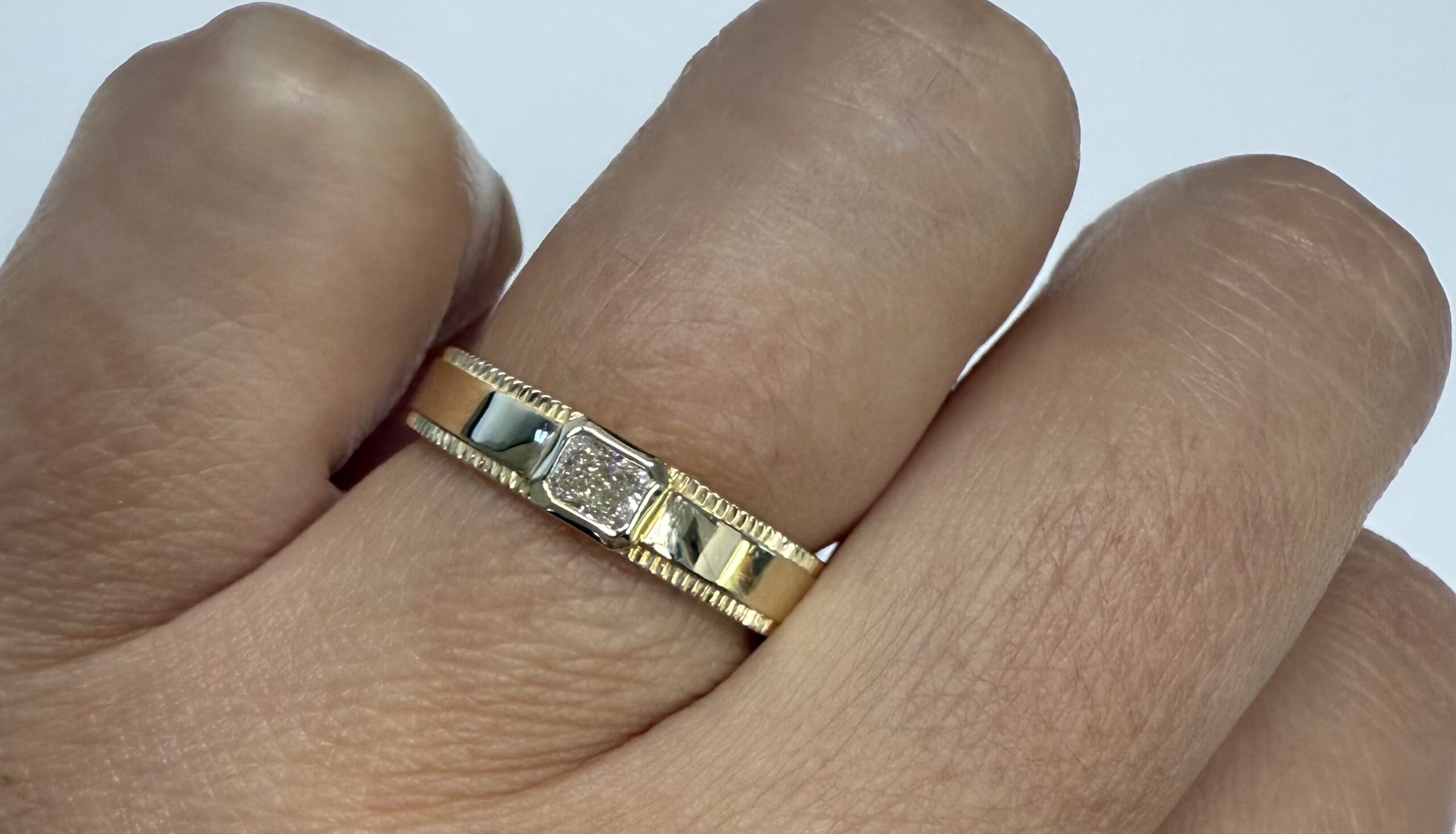 14k Yellow Genuine .20 Cttw Radiant Cut Diamond Band - Image 15