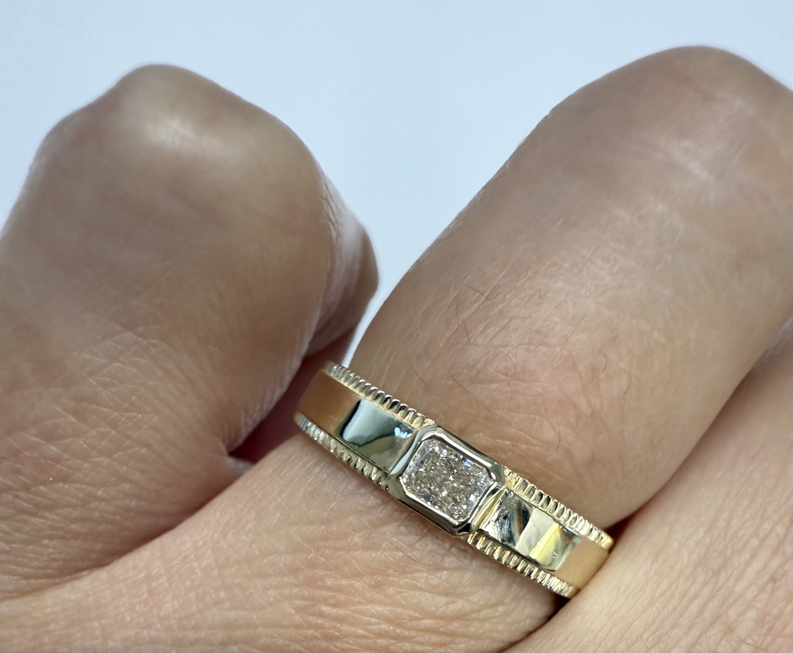 14k Yellow Genuine .20 Cttw Radiant Cut Diamond Band - Image 18