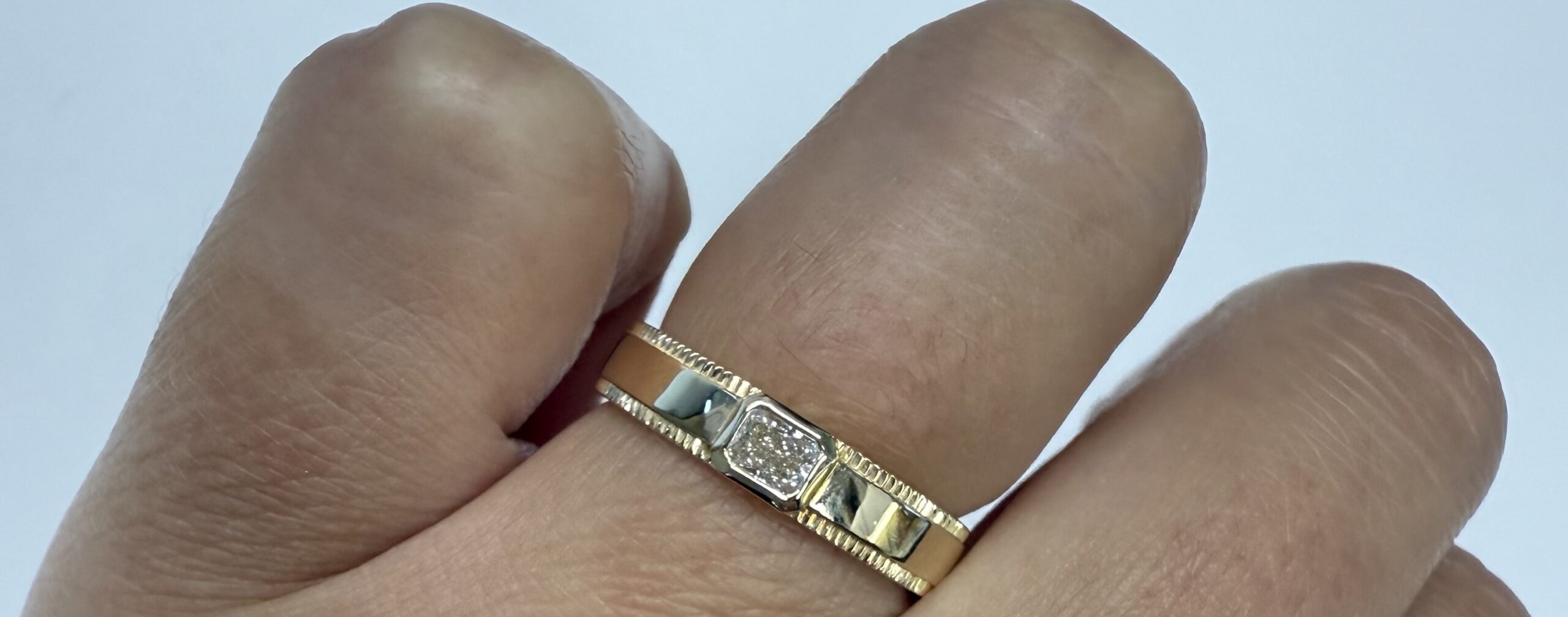 14k Yellow Genuine .20 Cttw Radiant Cut Diamond Band - Image 20