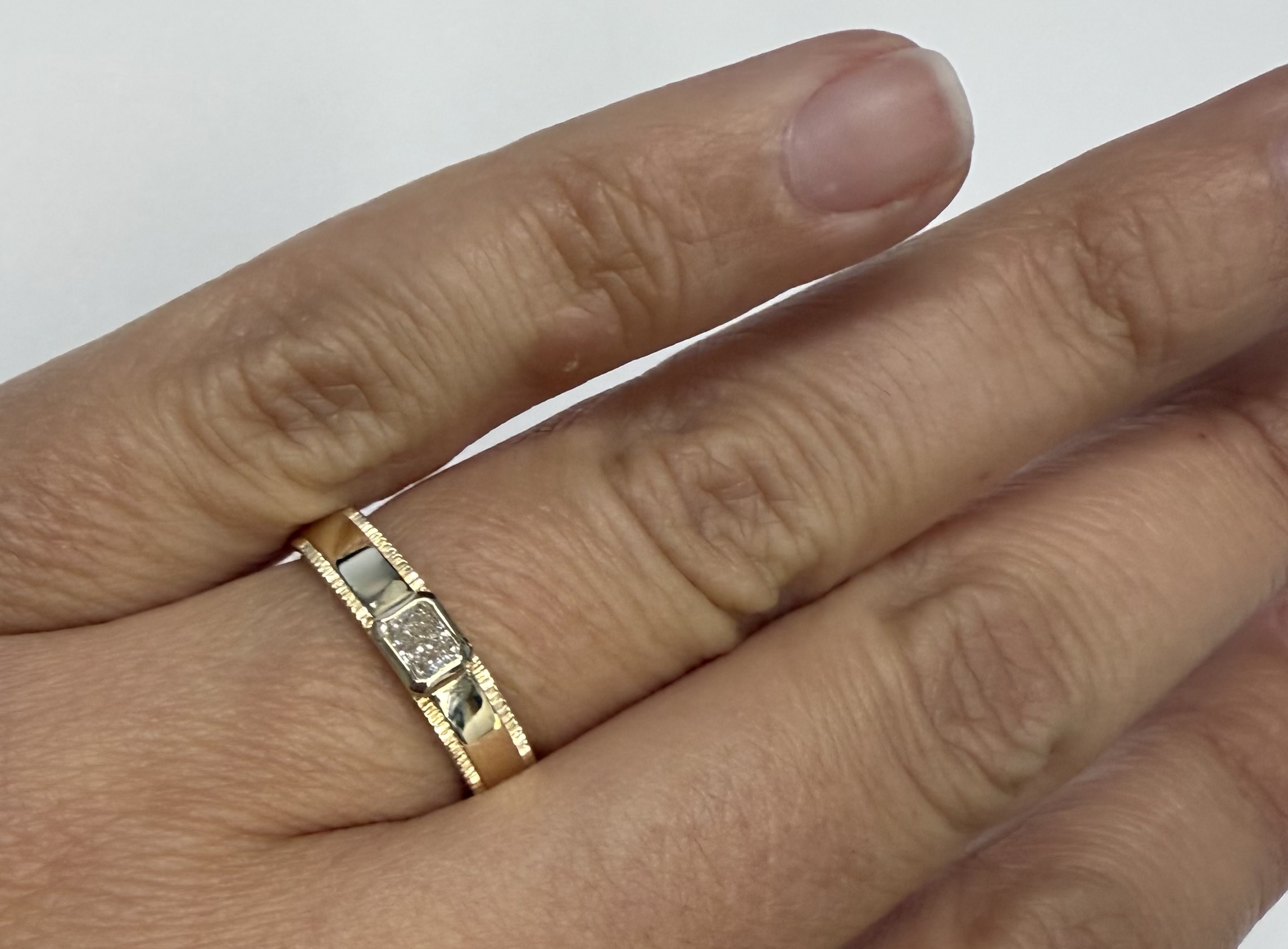 14k Yellow Genuine .20 Cttw Radiant Cut Diamond Band - Image 23