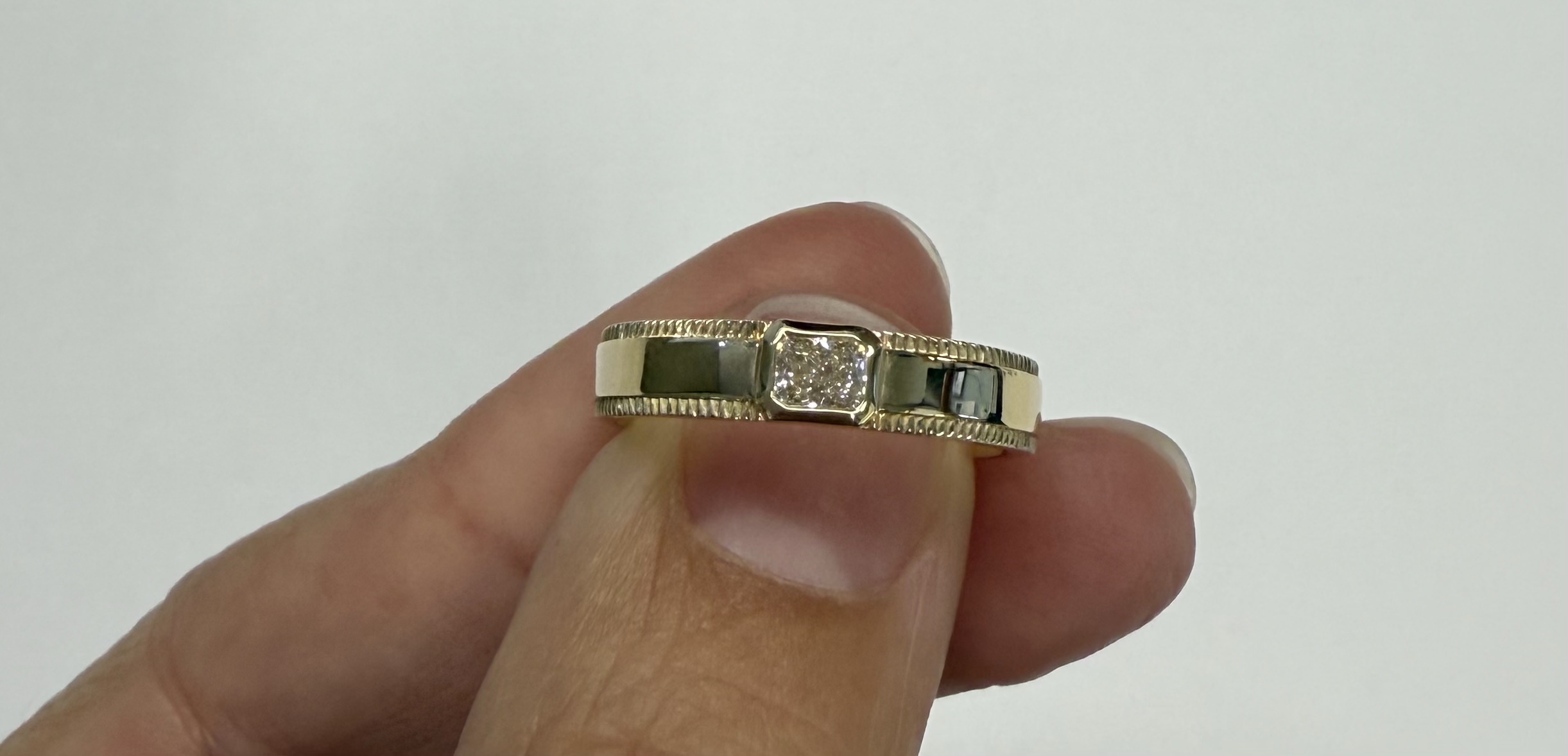 14k Yellow Genuine .20 Cttw Radiant Cut Diamond Band - Image 27