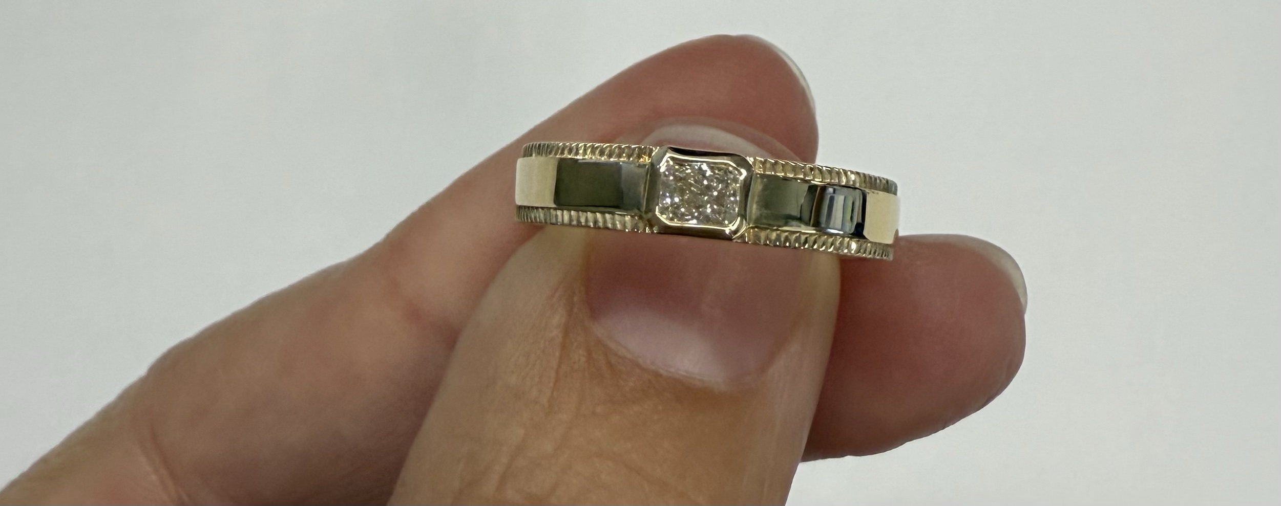 14k Yellow Genuine .20 Cttw Radiant Cut Diamond Band - Image 25