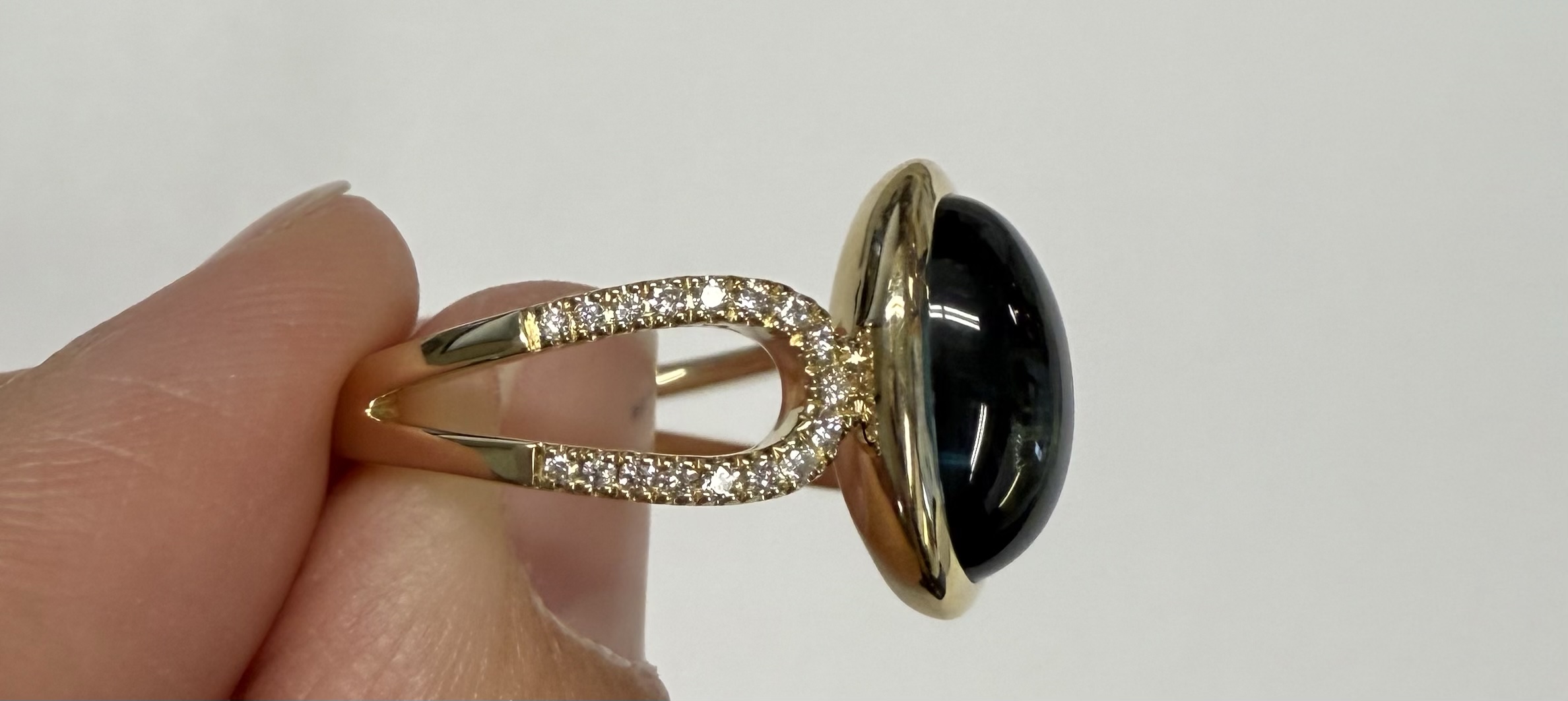 14k Yellow Gold Genuine Bezel Set 4.60 Cttw London Blue Topaz & Diamond Ring - Image 7