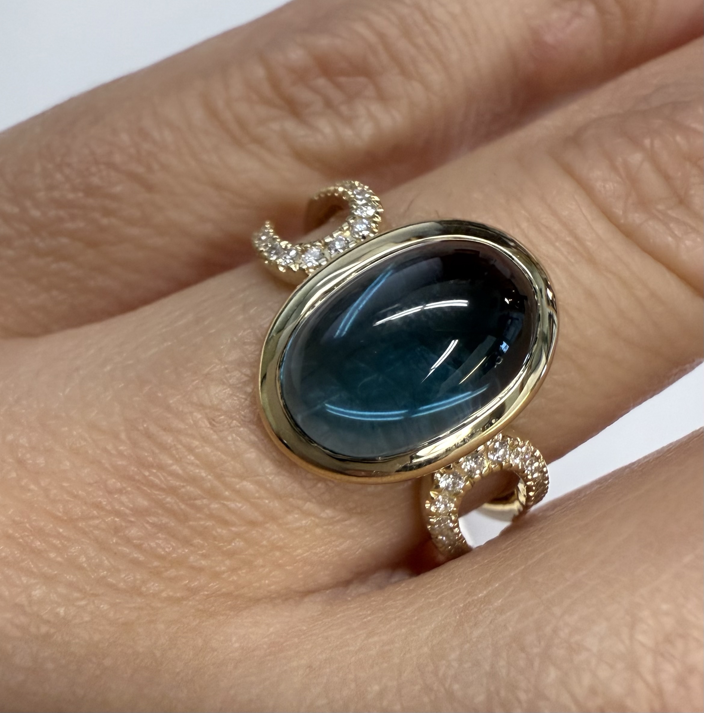 14k Yellow Gold Genuine Bezel Set 4.60 Cttw London Blue Topaz & Diamond Ring - Image 17