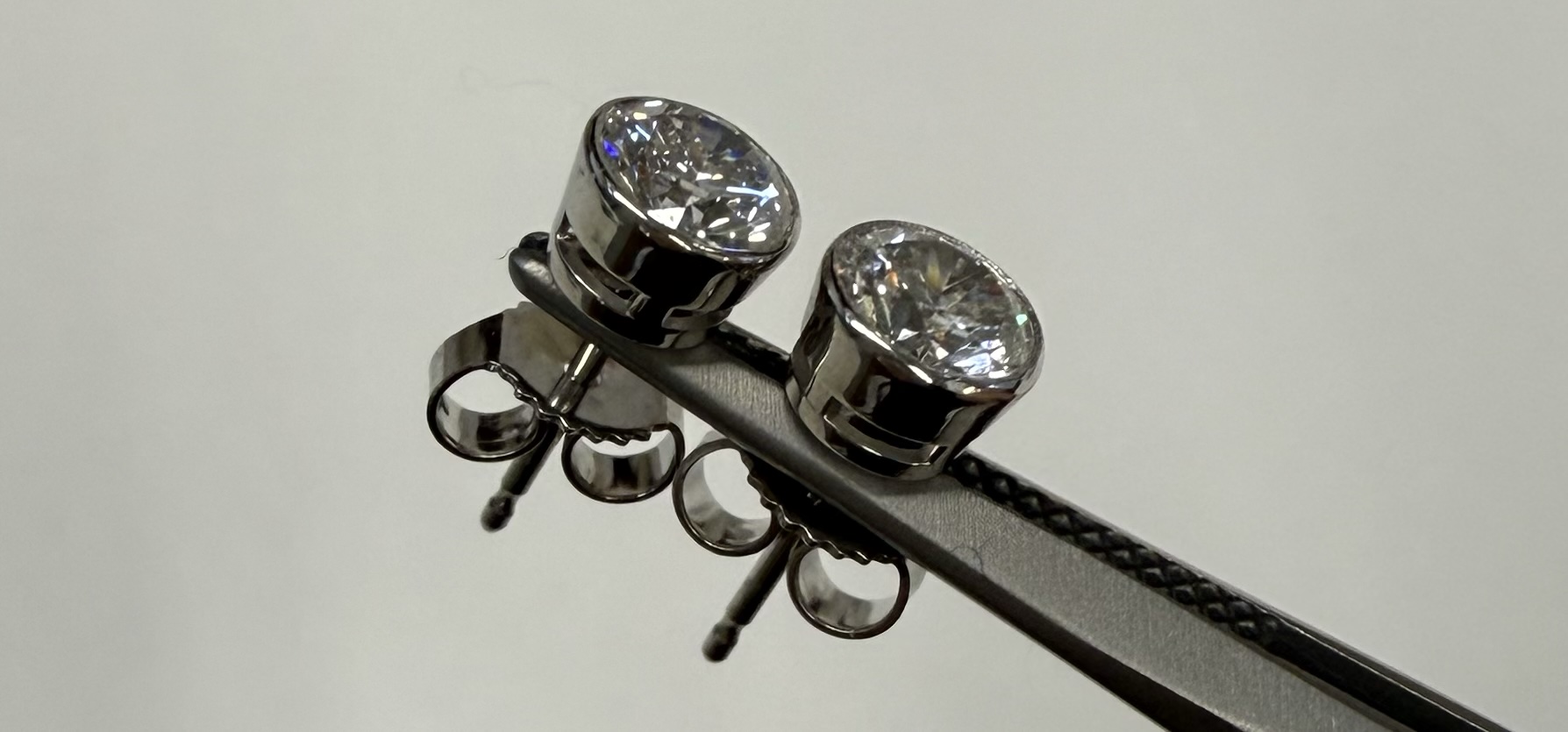 14k White Gold Genuine 1.08 Cttw Laboratory Grown Round Brilliant Cut Diamond Bezel Set Stud Earrings - Image 2