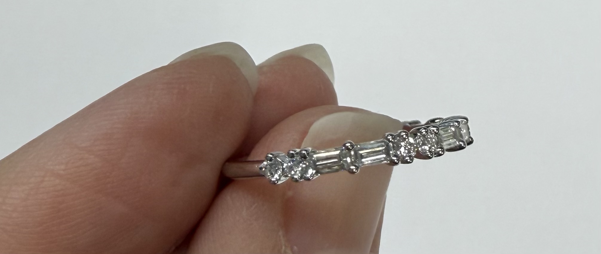 14k White Gold 14 Stone Genuine .40 Cttw Round Brilliant Cut Diamond & Diamond Baguette Band - Image 17