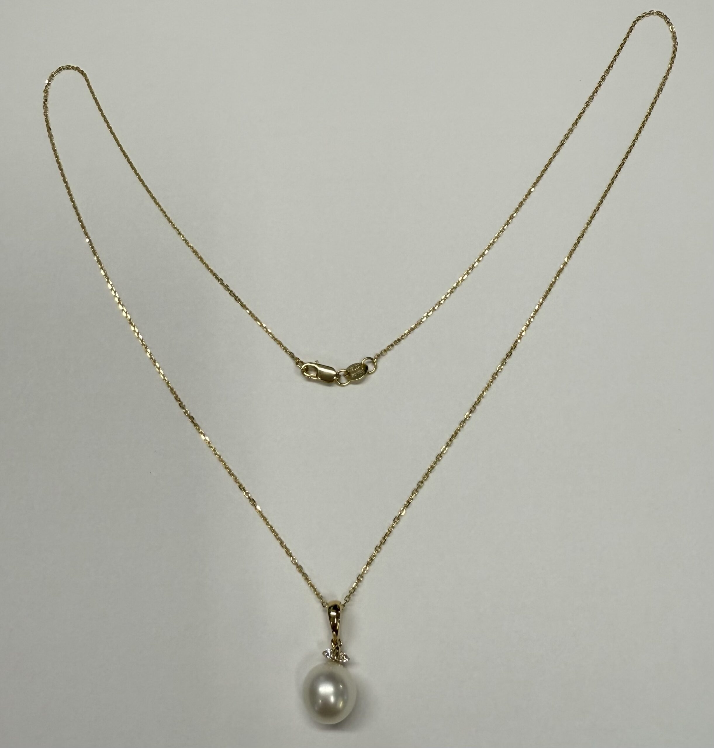 14k Yellow Gold 8.5 MM Pearl & Diamond Pendant - Image 11