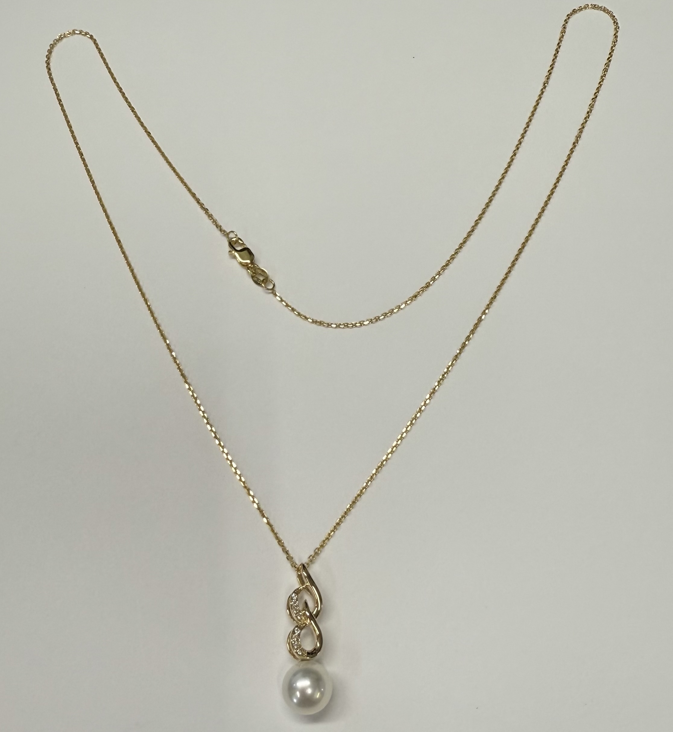 14k Yellow Gold 8.5 MM Cultured Pearl & Diamond Infinity Motif Pendant