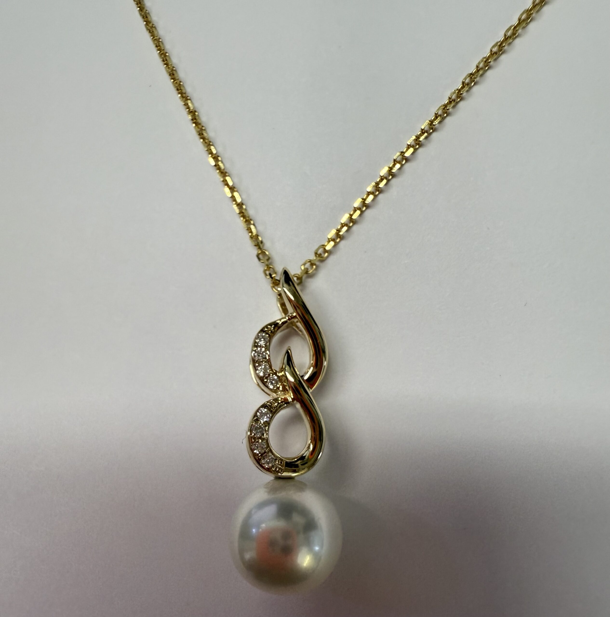 14k Yellow Gold 8.5 MM Cultured Pearl & Diamond Infinity Motif Pendant - Image 5