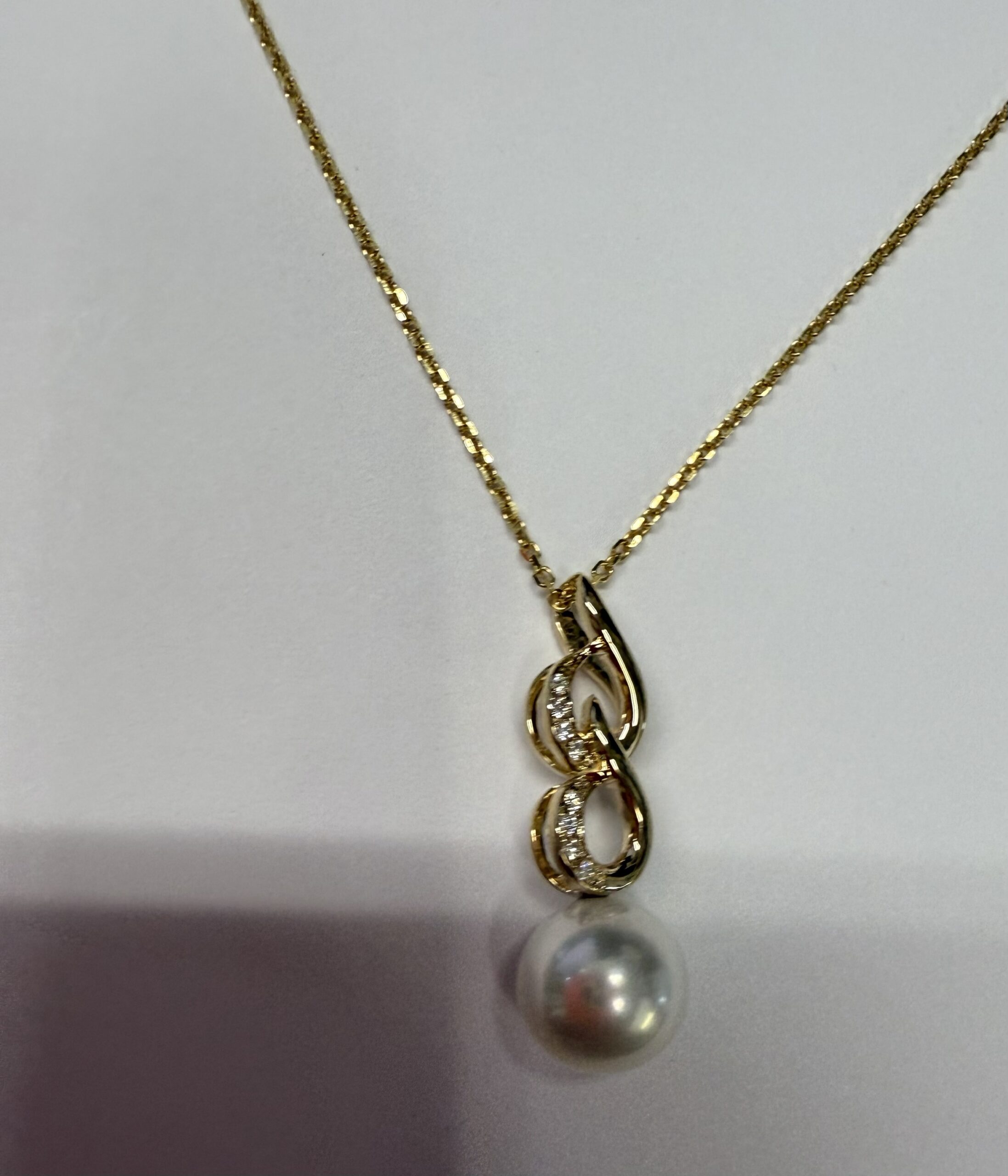 14k Yellow Gold 8.5 MM Cultured Pearl & Diamond Infinity Motif Pendant - Image 7