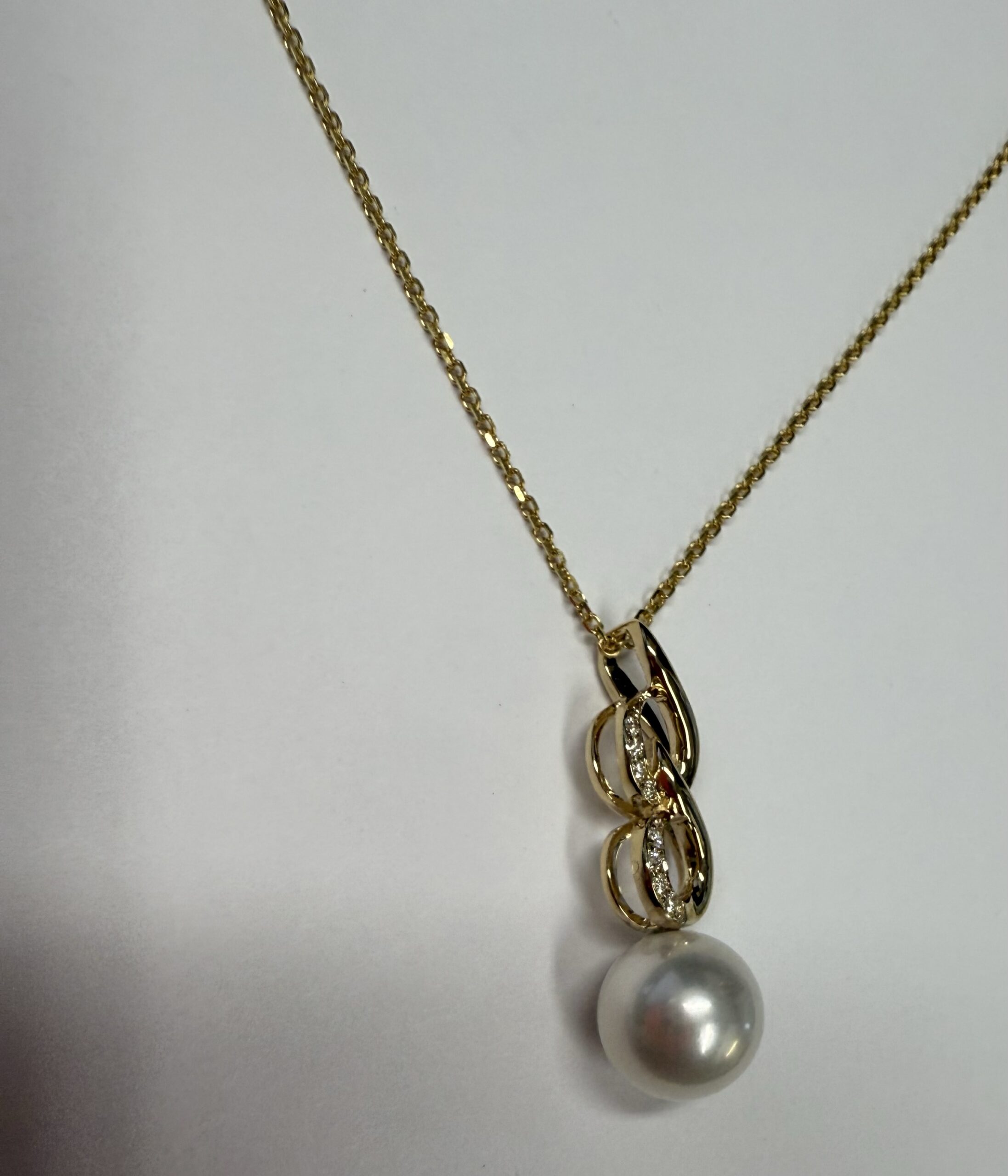 14k Yellow Gold 8.5 MM Cultured Pearl & Diamond Infinity Motif Pendant - Image 8