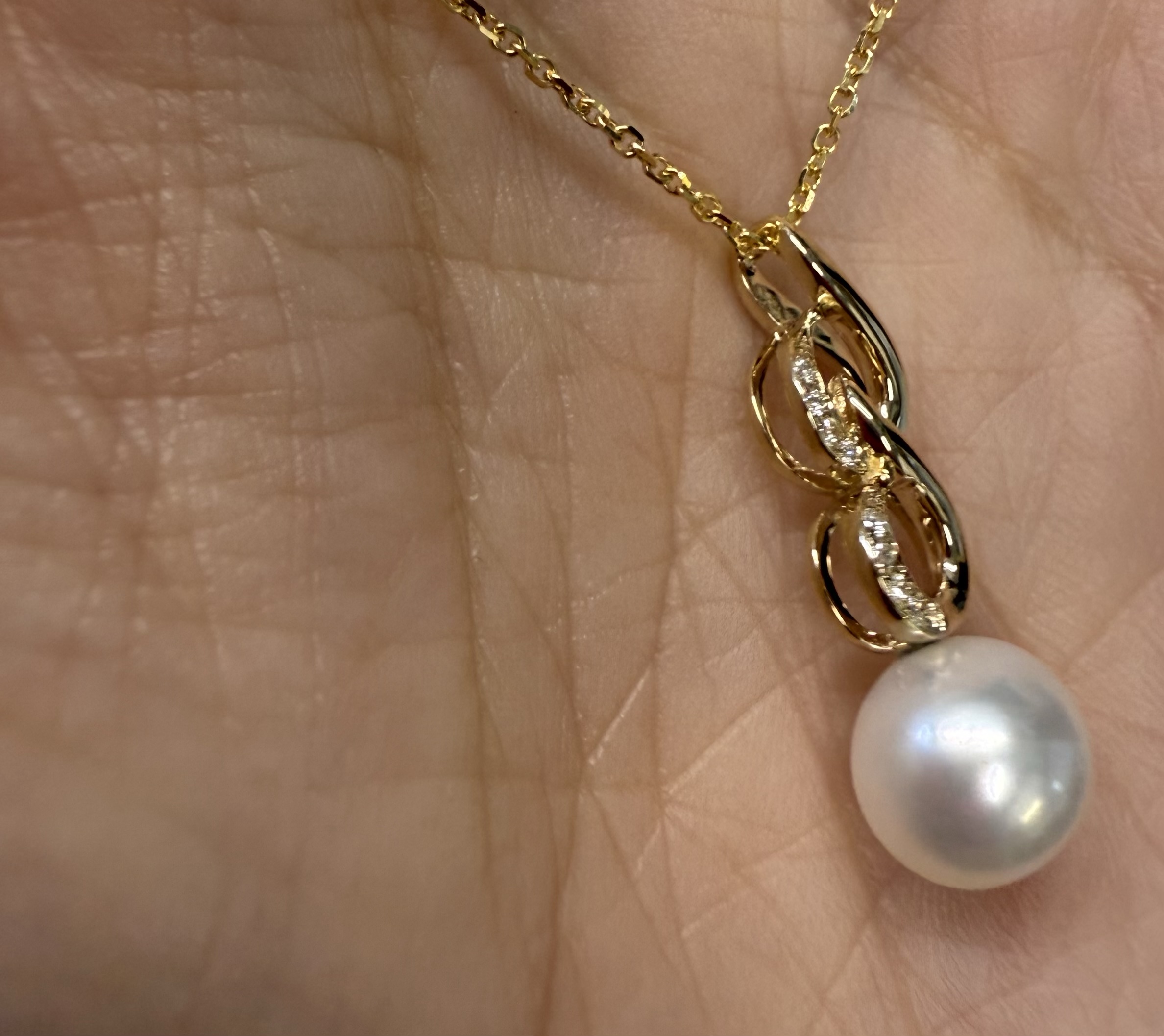 14k Yellow Gold 8.5 MM Cultured Pearl & Diamond Infinity Motif Pendant - Image 12