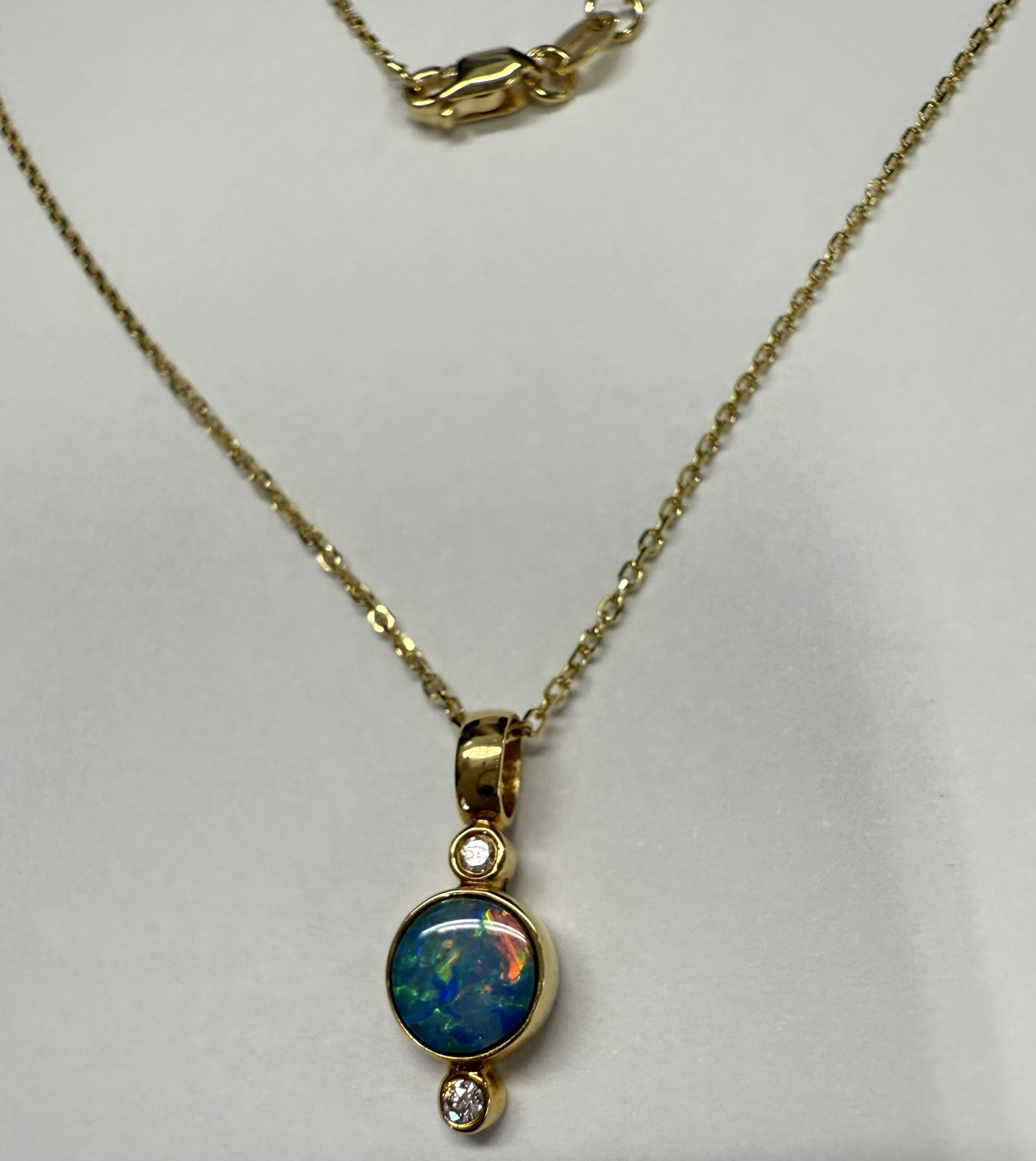 18k Yellow Gold Bezel Set Genuine .38 Cttw Opal & .02 Cttw Diamond Pendant - Image 9
